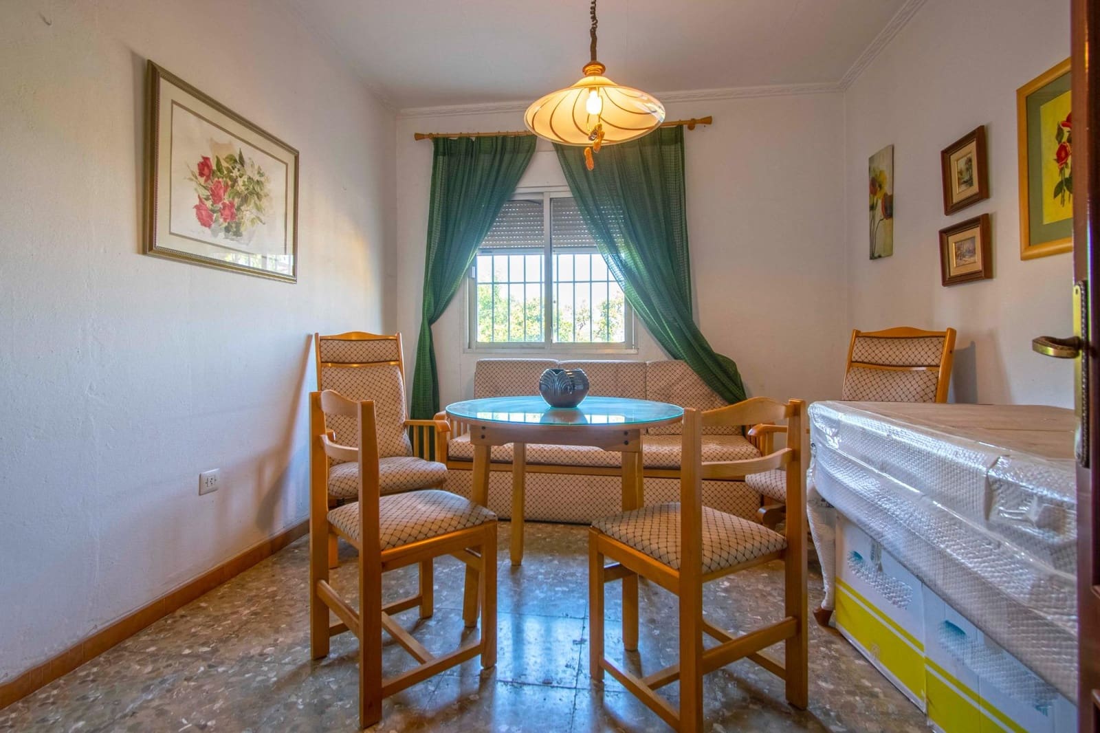 5 soveværelse Villa til salg i La Rinconada - € 210.000 (Ref: 8957184)