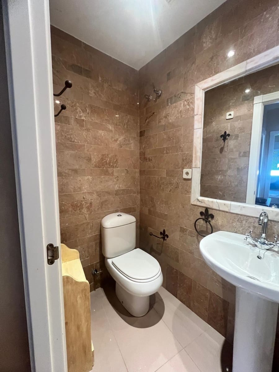 3 bedroom Flat for sale in Ecija with garage - € 135,000 (Ref: 8982420)