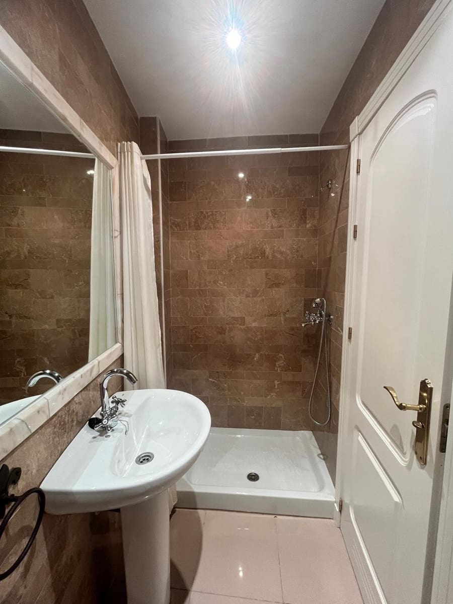 3 bedroom Flat for sale in Ecija with garage - € 135,000 (Ref: 8982420)