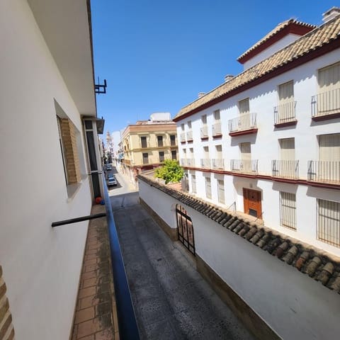 3 slaapkamer Flat te koop in Ecija met garage - € 135.000 (Ref: 8982420)