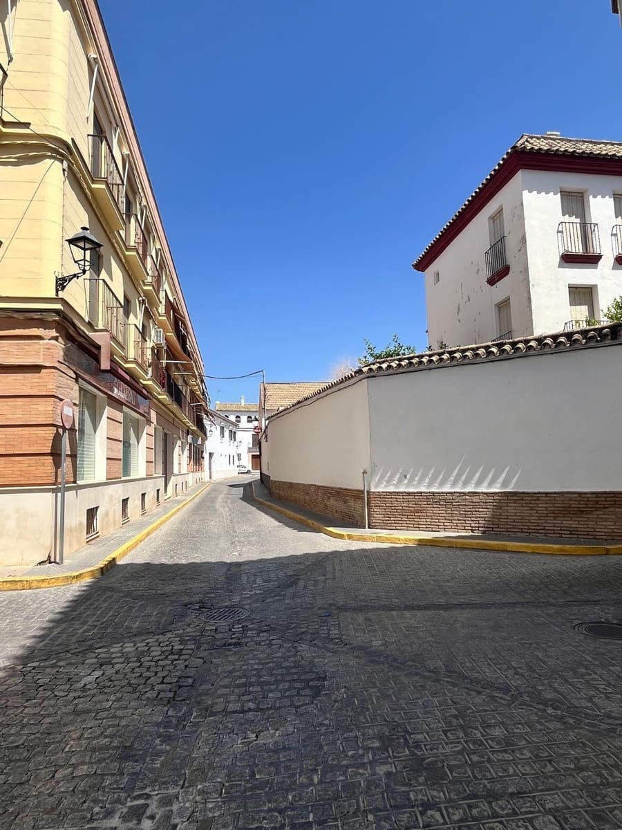 3 bedroom Flat for sale in Ecija with garage - € 135,000 (Ref: 8982420)