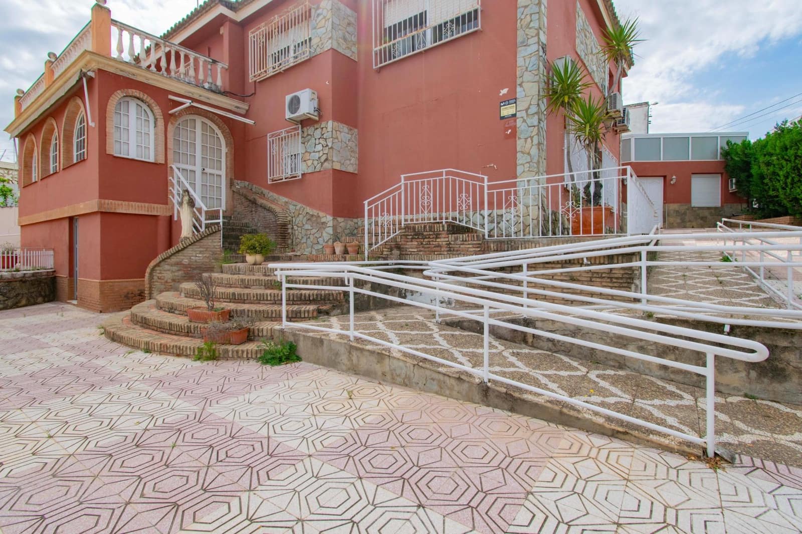 10 soveværelse Villa til salg i Alcala de Guadaira med swimmingpool - € 339.000 (Ref: 8986032)