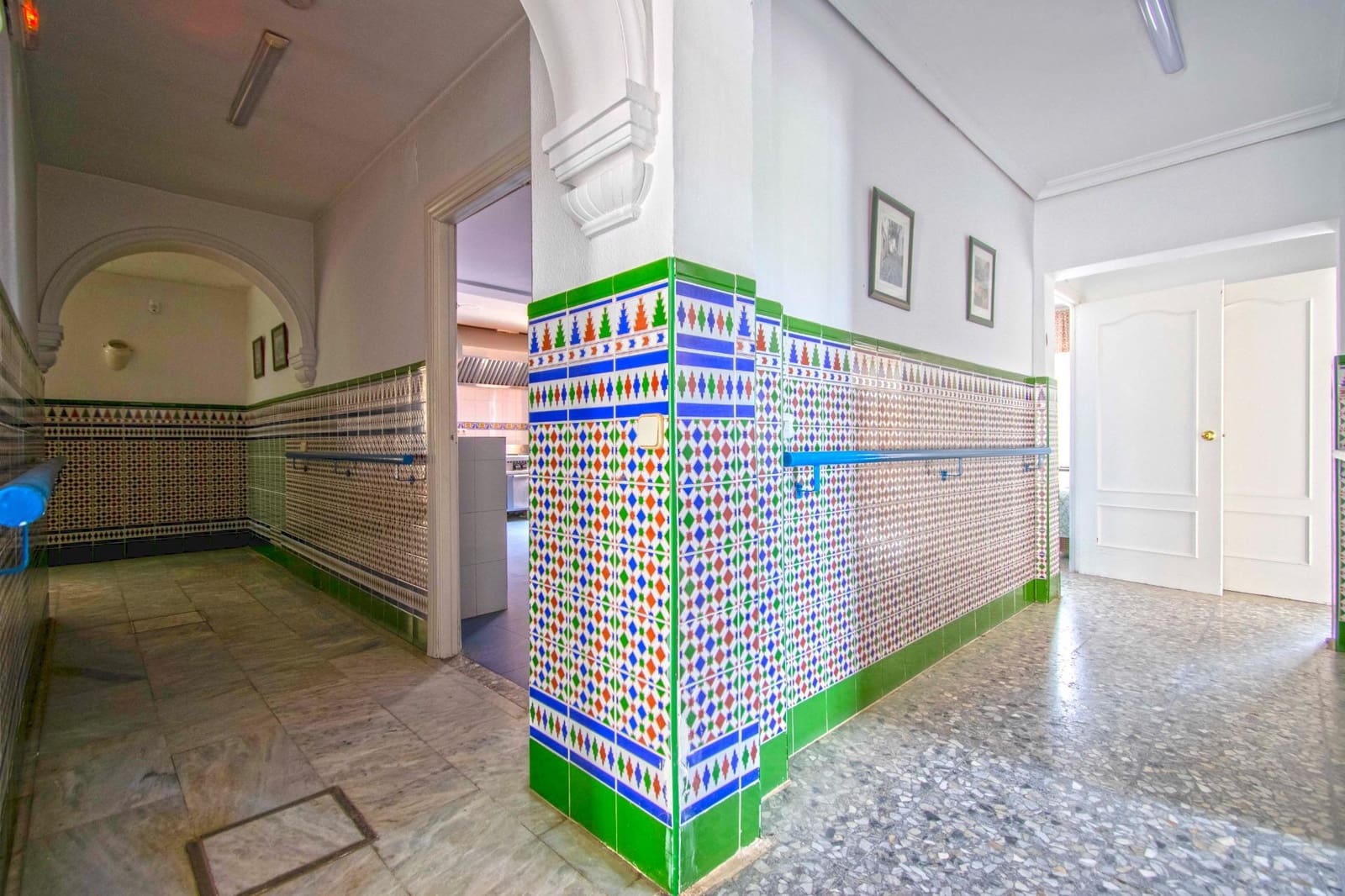 10 soveværelse Villa til salg i Alcala de Guadaira med swimmingpool - € 339.000 (Ref: 8986032)