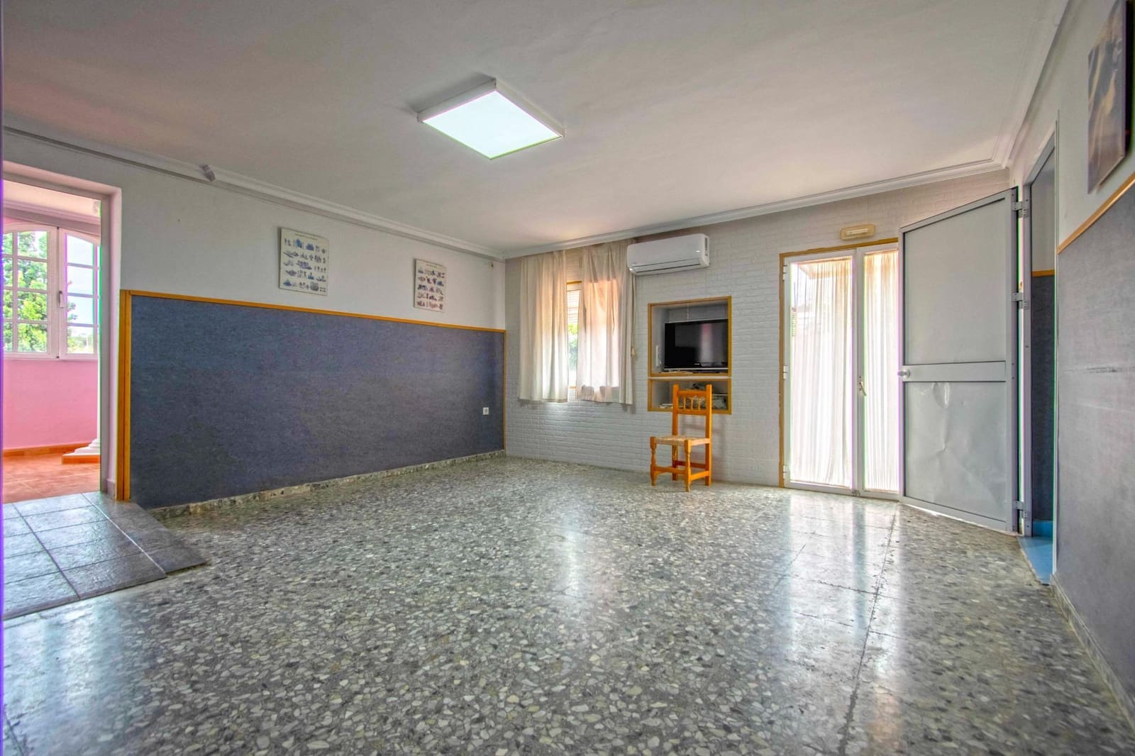 10 soveværelse Villa til salg i Alcala de Guadaira med swimmingpool - € 339.000 (Ref: 8986032)