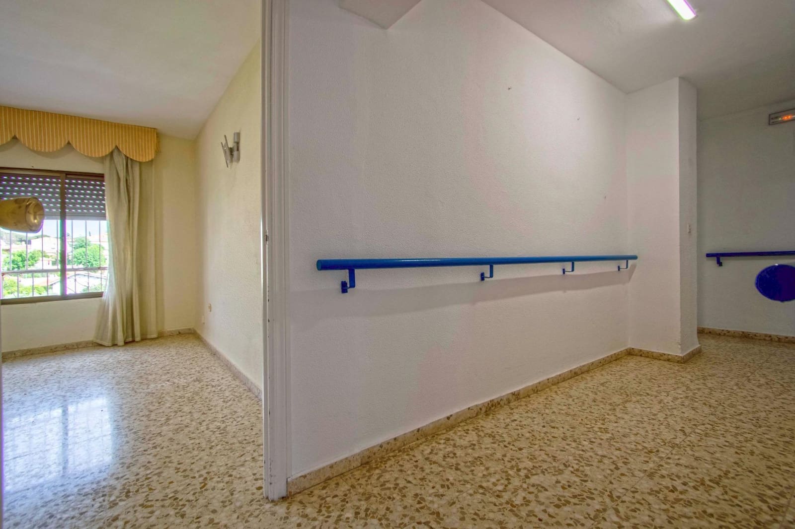 10 soveværelse Villa til salg i Alcala de Guadaira med swimmingpool - € 339.000 (Ref: 8986032)