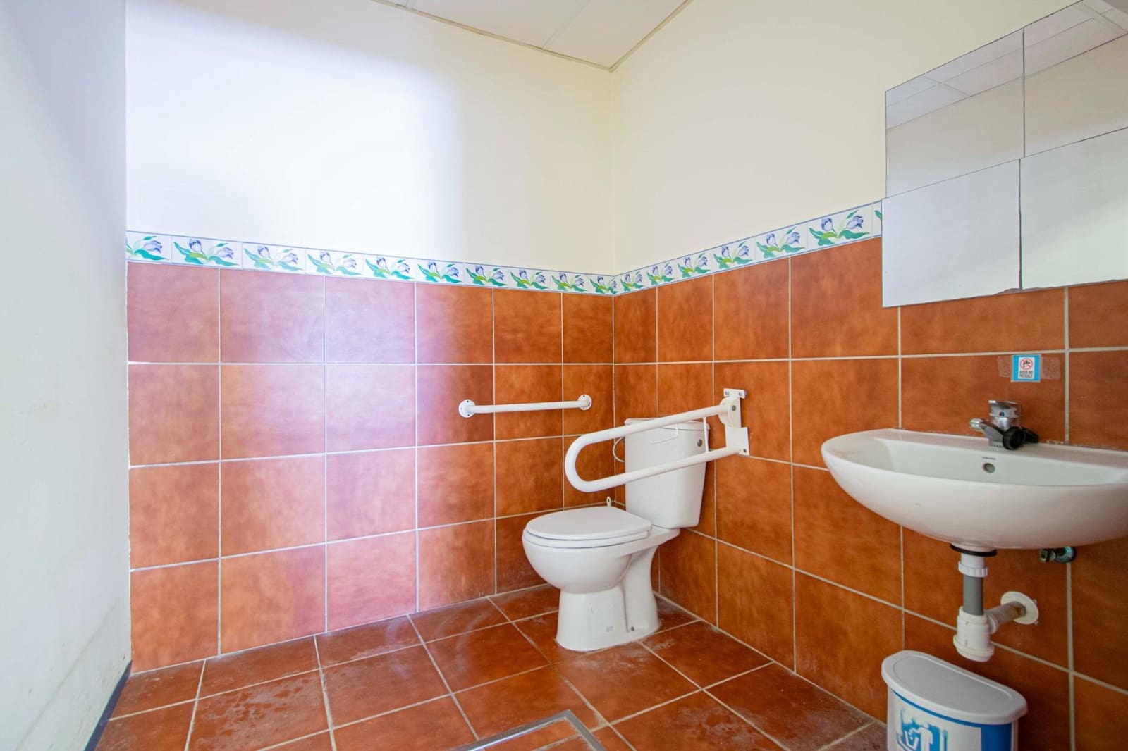 10 soveværelse Villa til salg i Alcala de Guadaira med swimmingpool - € 339.000 (Ref: 8986032)