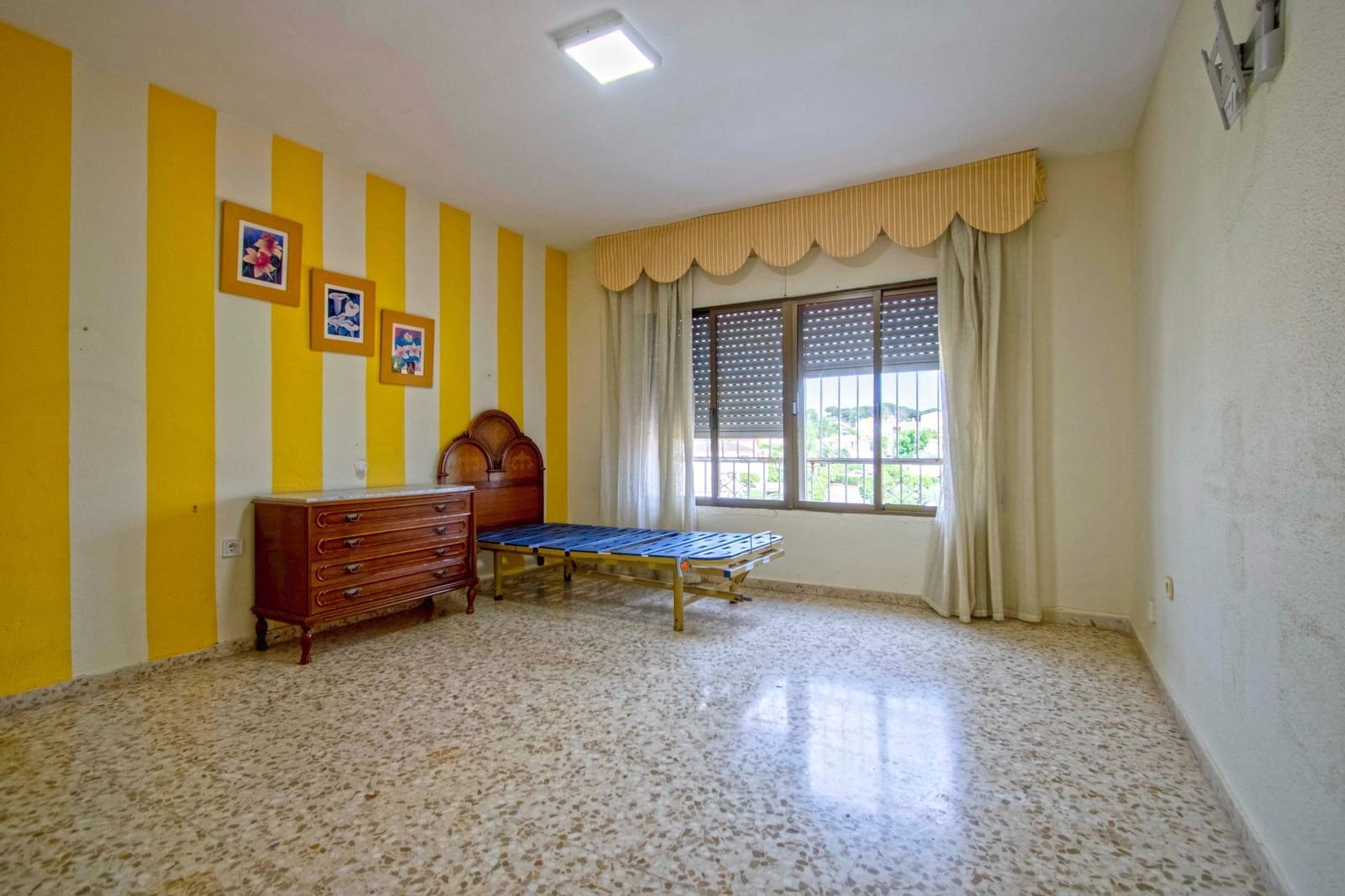 10 soveværelse Villa til salg i Alcala de Guadaira med swimmingpool - € 339.000 (Ref: 8986032)