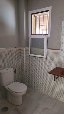 5 sypialnia Dom blizniak na sprzedaż w Coria del Río - 320 000 € (Ref: 8986034)