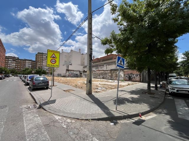 Tomt till salu i Sevilla stad - 300 000 € (Ref: 8988575)