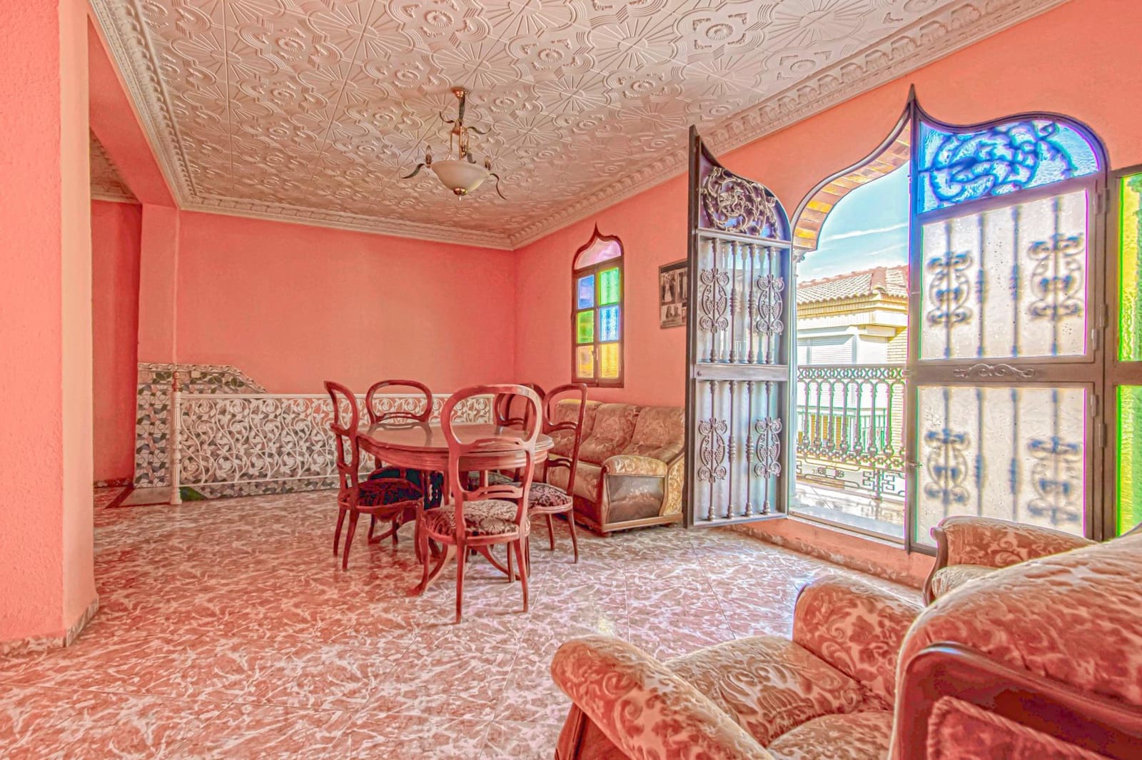 8 soveværelse Finca/Landehus til salg i Mairena del Aljarafe med swimmingpool garage - € 370.000 (Ref: 8998590)