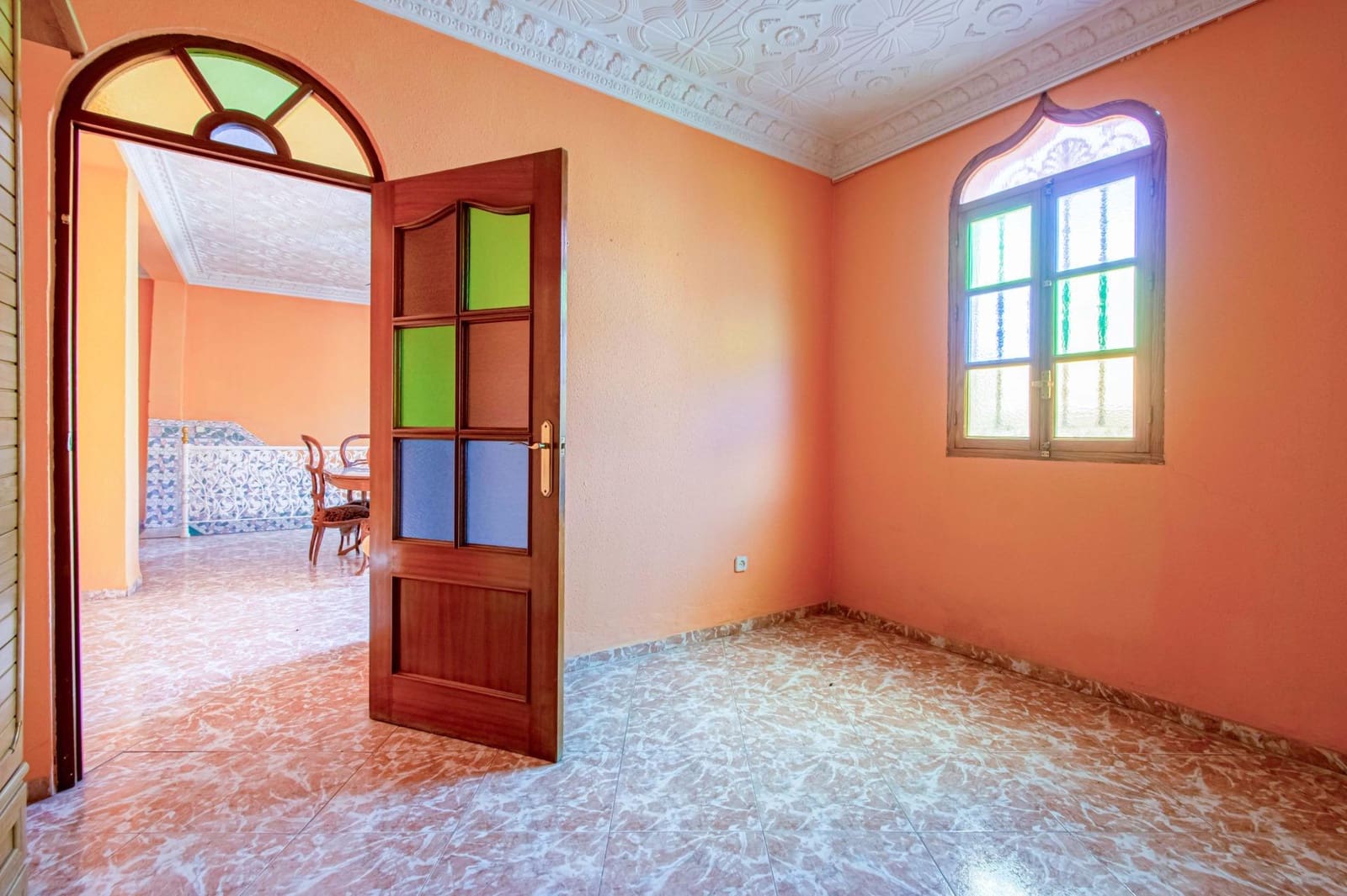 8 soveværelse Finca/Landehus til salg i Mairena del Aljarafe med swimmingpool garage - € 370.000 (Ref: 8998590)