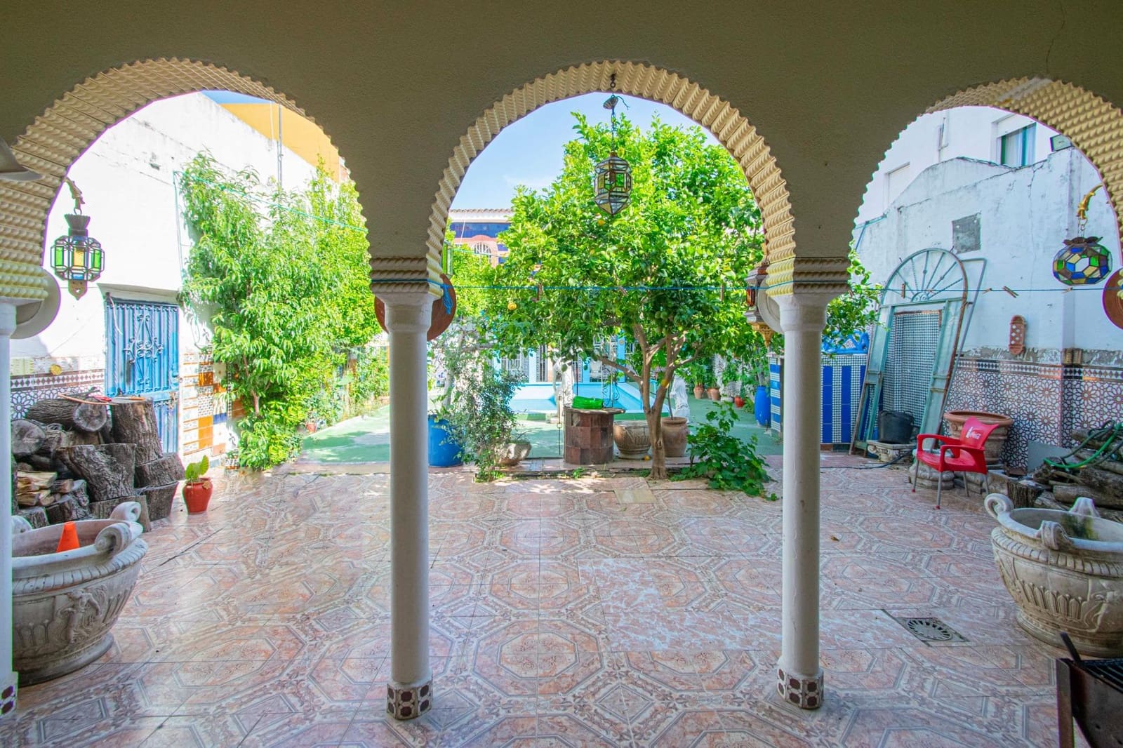 8 soveværelse Finca/Landehus til salg i Mairena del Aljarafe med swimmingpool garage - € 370.000 (Ref: 8998590)