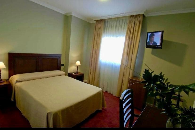 13 bedroom Hotel for sale in Montanchez - € 1,380,000 (Ref: 9004962)