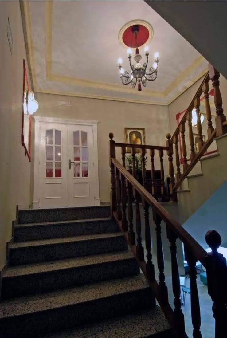 13 bedroom Hotel for sale in Montanchez - € 1,380,000 (Ref: 9004962)