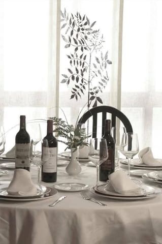 13 bedroom Hotel for sale in Montánchez - € 1,380,000 (Ref: 9004962)