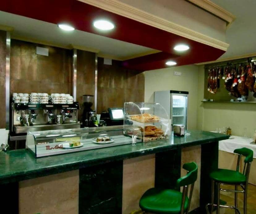 13 bedroom Hotel for sale in Montanchez - € 1,380,000 (Ref: 9004962)