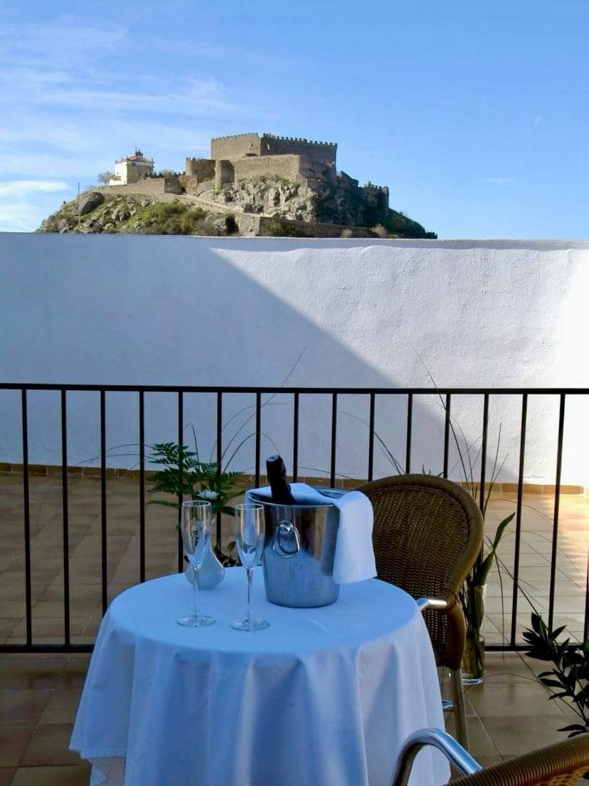 13 bedroom Hotel for sale in Montanchez - € 1,380,000 (Ref: 9004962)