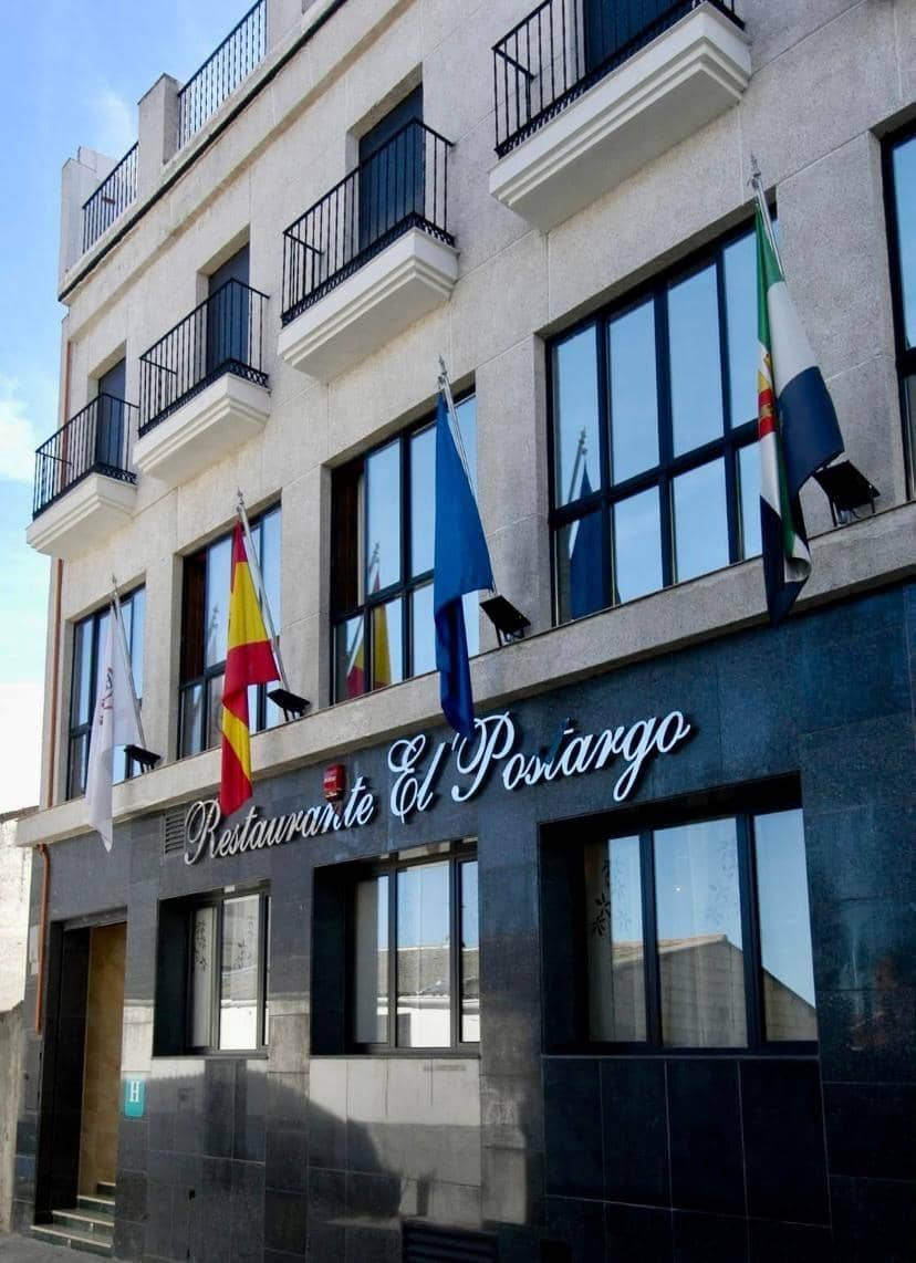 13 bedroom Hotel for sale in Montanchez - € 1,380,000 (Ref: 9004962)