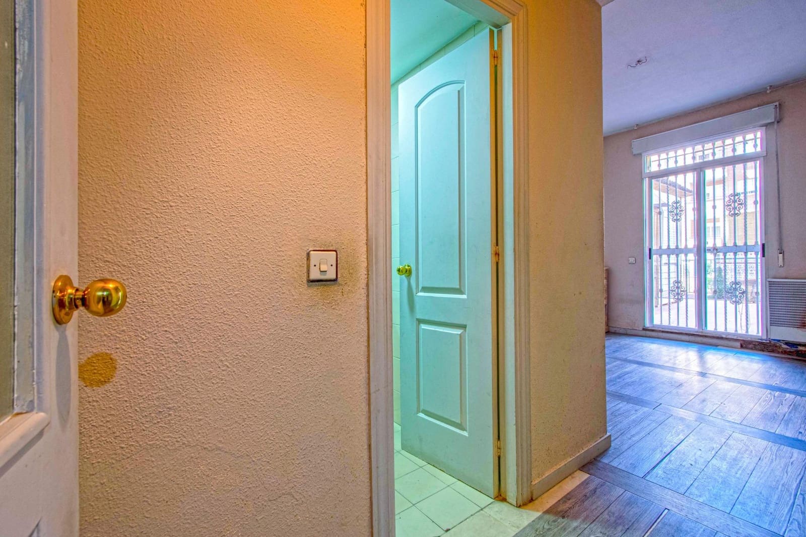 3 soveværelse Lejlighed til salg i Sevilla by med swimmingpool - € 300.000 (Ref: 9014208)