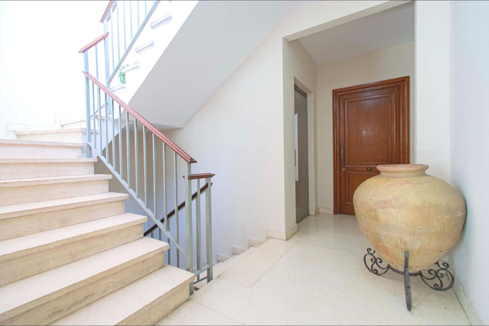 4 slaapkamer Flat te koop in Sevilla stad - € 554.950 (Ref: 9023527)