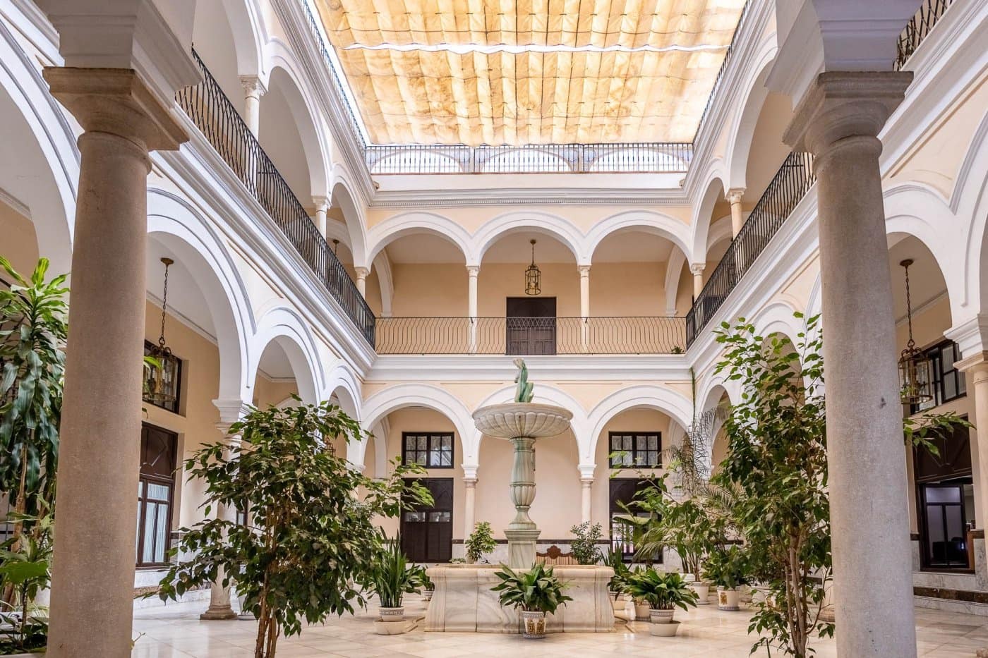 1 sovrum Lägenhet till salu i Sevilla stad - 295 000 € (Ref: 9029608)