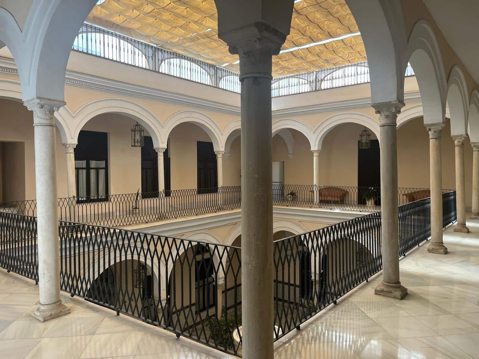 1 sovrum Lägenhet till salu i Sevilla stad - 295 000 € (Ref: 9029608)