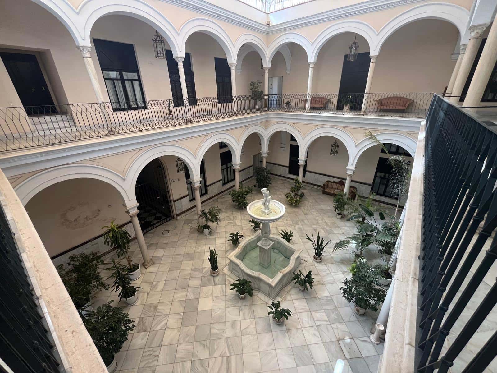 1 sovrum Lägenhet till salu i Sevilla stad - 295 000 € (Ref: 9029608)