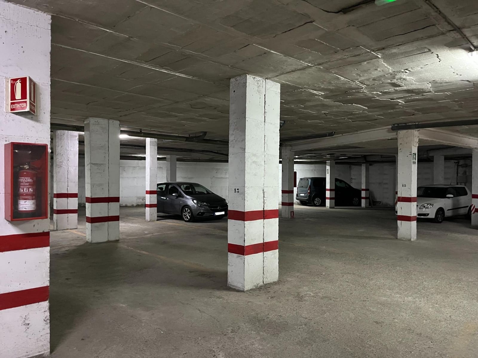 Garage à vendre à Seville ville - 20 000 € (Ref: 9036670)