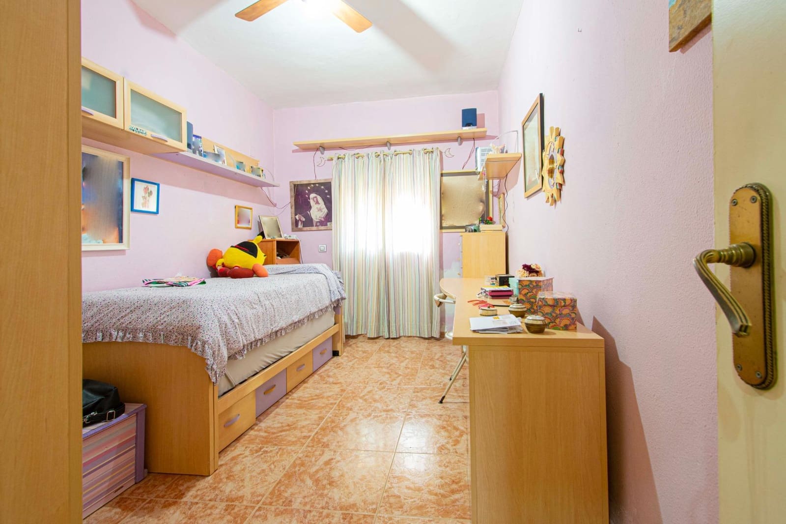 4 slaapkamer Villa te koop in Carmona met zwembad - € 240.000 (Ref: 9036671)