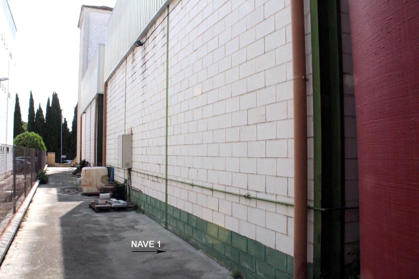 Business for sale in Mairena del Aljarafe - € 545,000 (Ref: 9042313)