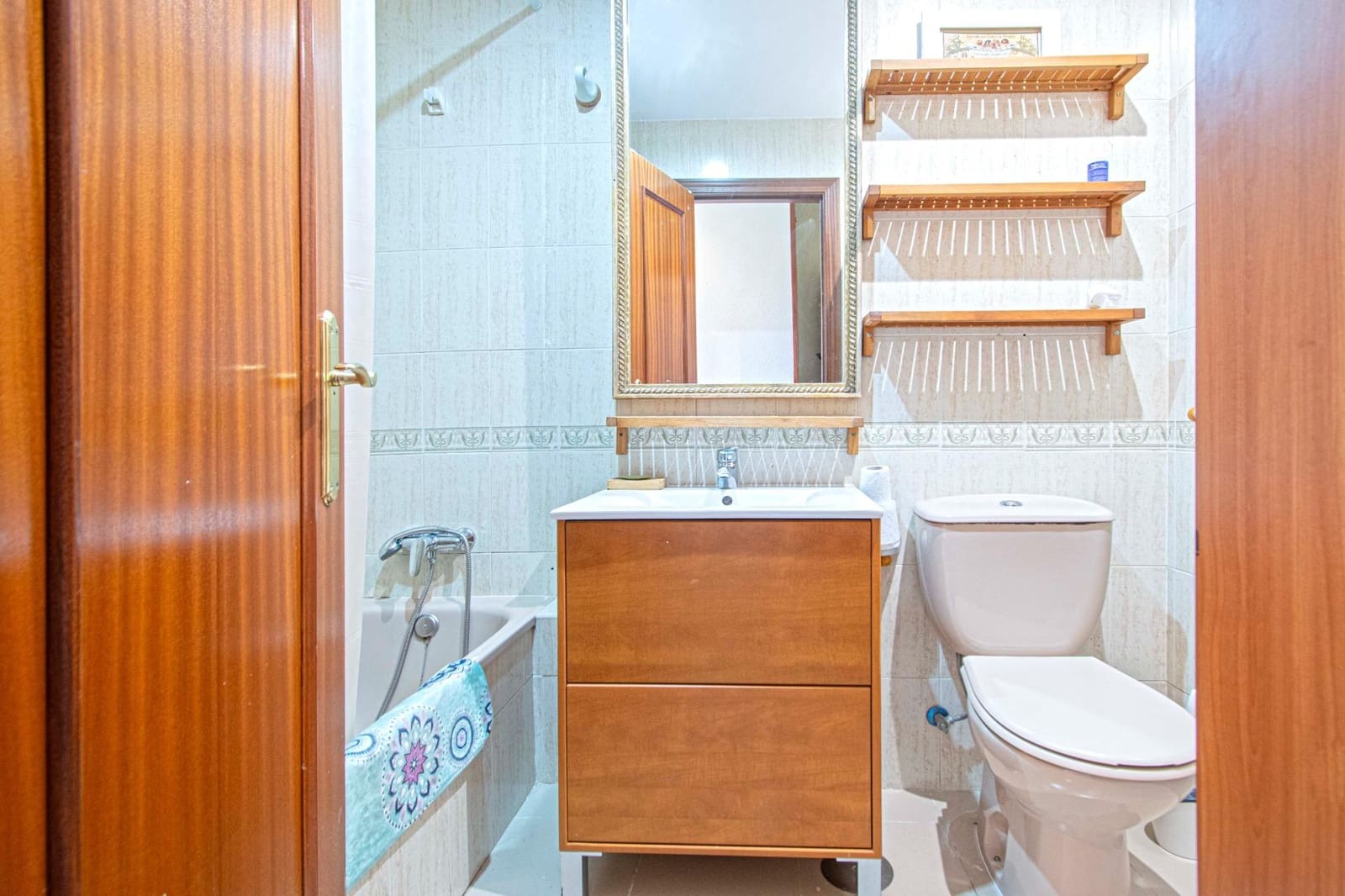 3 soveværelse Lejlighed til salg i Sevilla by med swimmingpool garage - € 223.500 (Ref: 9065267)