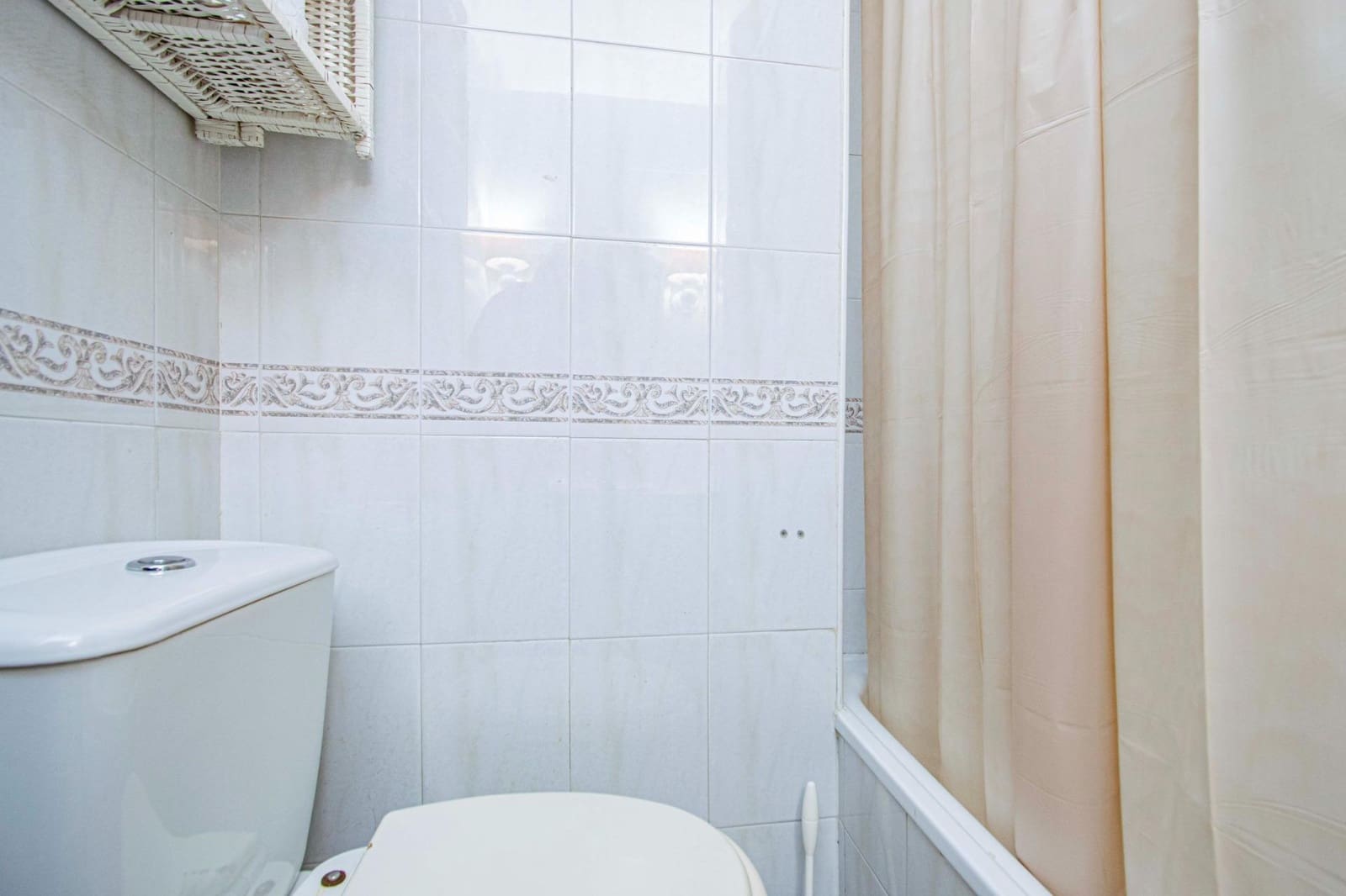 3 soveværelse Lejlighed til salg i Sevilla by med swimmingpool garage - € 223.500 (Ref: 9065267)