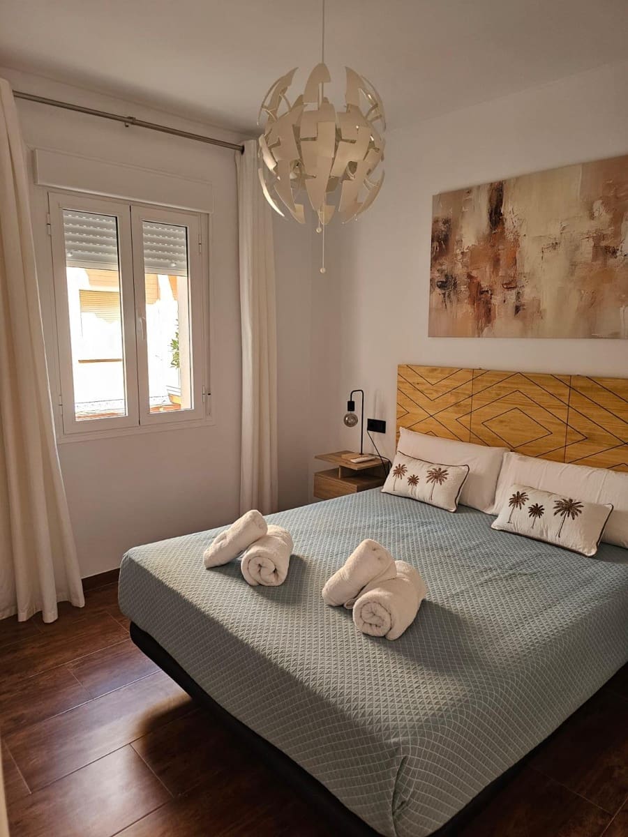 1 soveværelse Lejlighed til leje i Sevilla by - € 1.100 (Ref: 9068852)