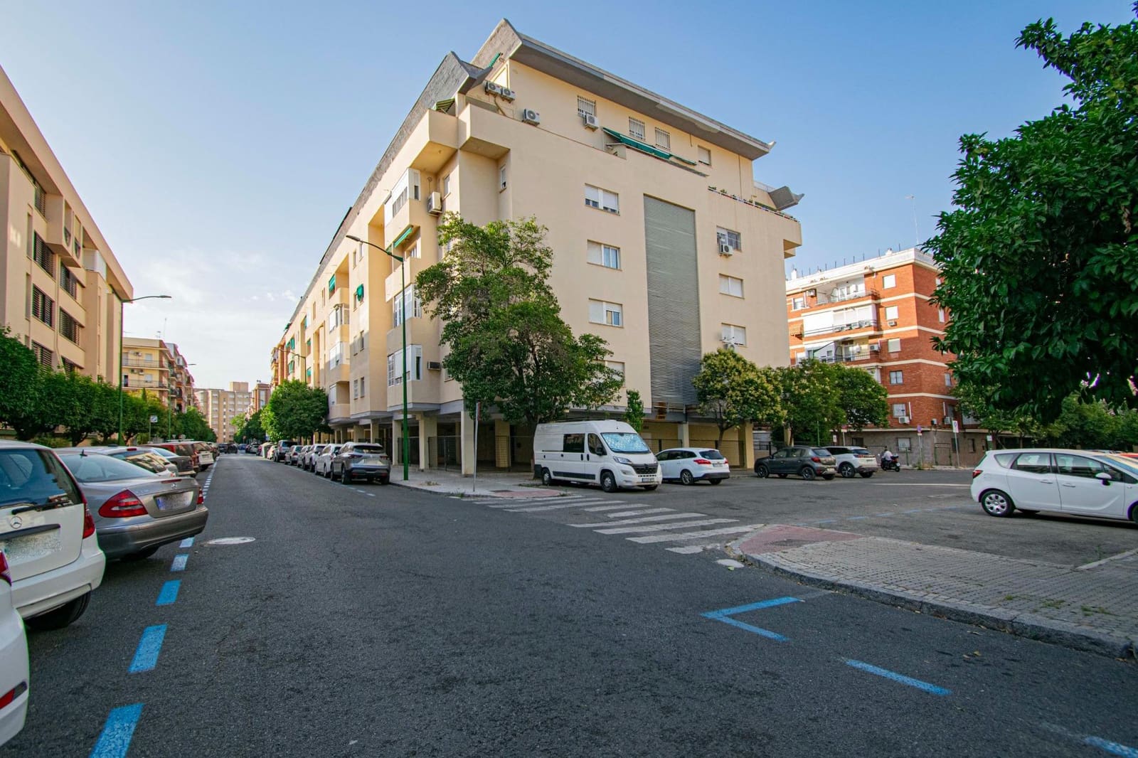 3 soveværelse Lejlighed til salg i Sevilla by med garage - € 530.000 (Ref: 9078012)