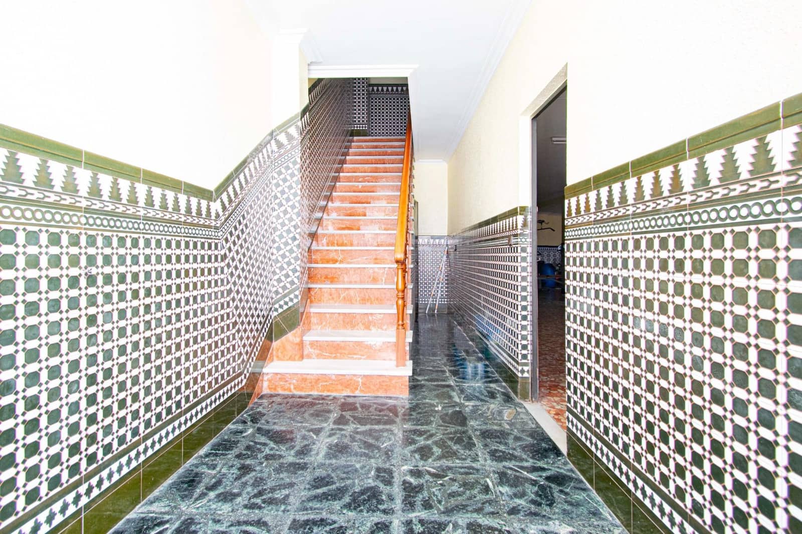 3 slaapkamer Huis te koop in Sevilla stad met garage - € 220.000 (Ref: 9078017)