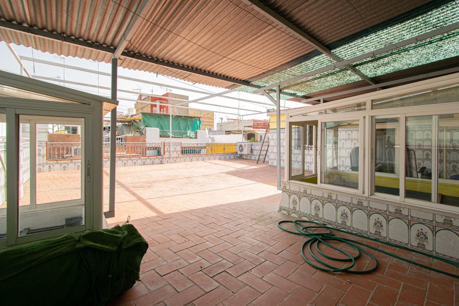 3 slaapkamer Huis te koop in Sevilla stad met garage - € 220.000 (Ref: 9078017)