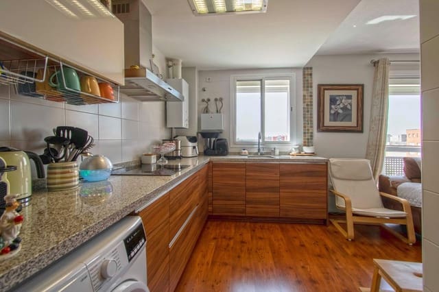 3 soverom Leilighet til salgs i Sevilla by med garasje - € 219 990 (Ref: 9081527)