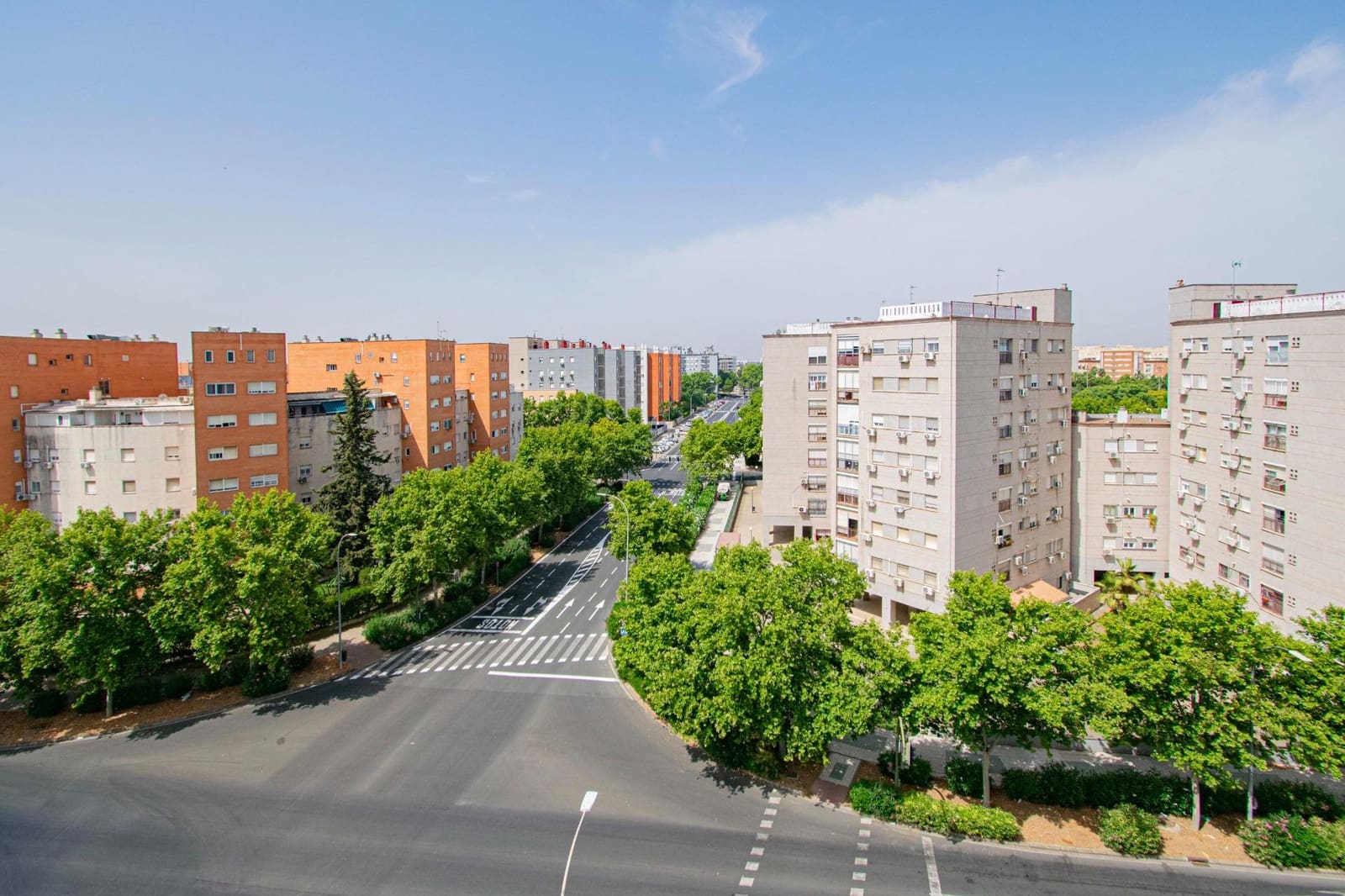 3 soveværelse Lejlighed til salg i Sevilla by med garage - € 219.990 (Ref: 9081527)