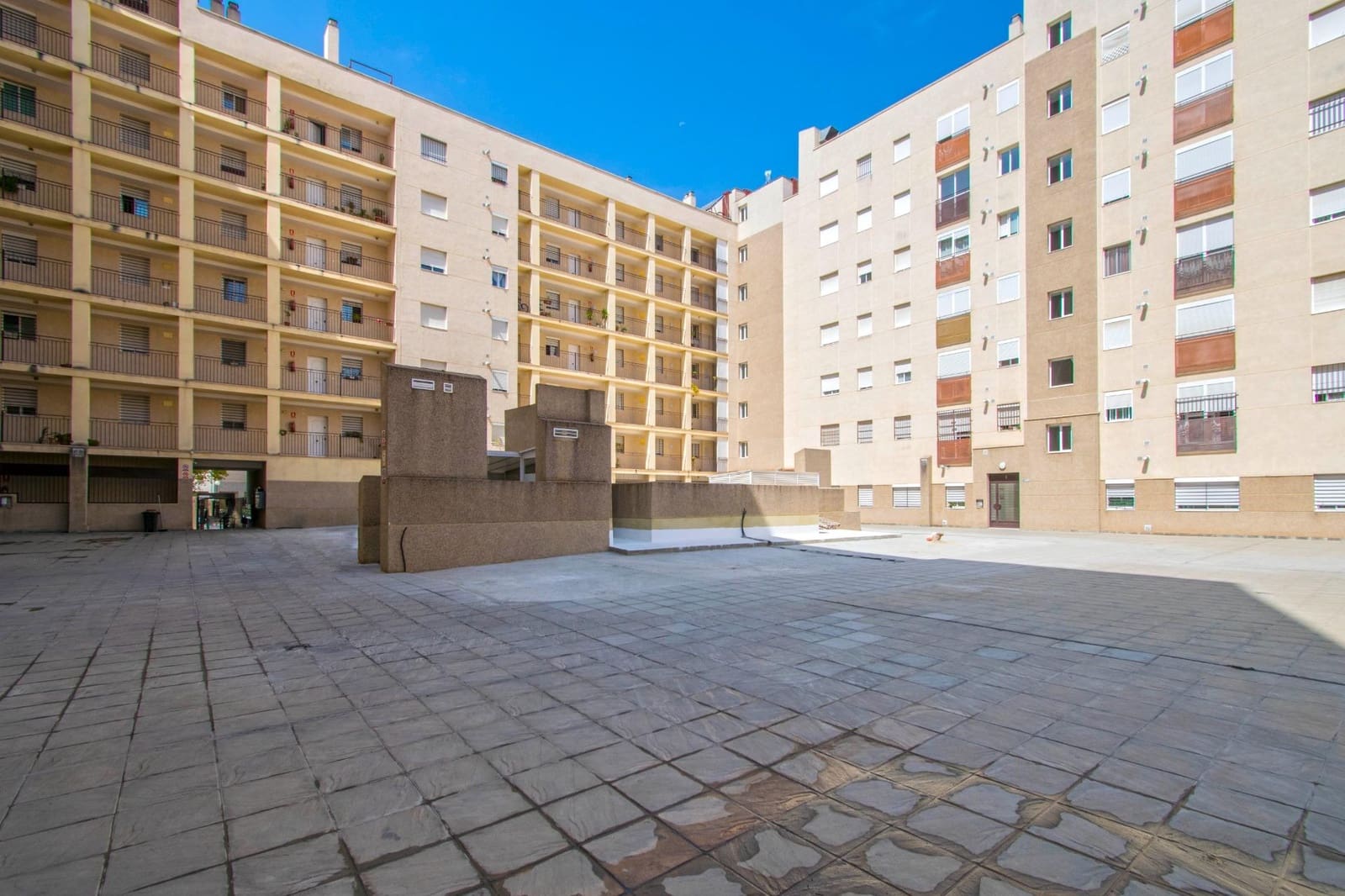 3 soveværelse Lejlighed til salg i Sevilla by med garage - € 219.990 (Ref: 9081527)