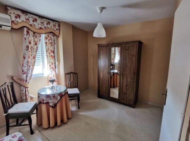 2 bedroom Semi-detached Villa for sale in El Pedroso - € 82,000 (Ref: 9081528)