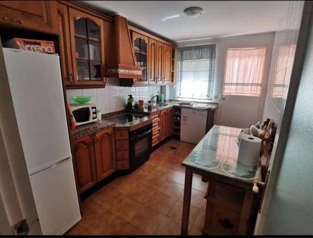 2 bedroom Semi-detached Villa for sale in El Pedroso - € 82,000 (Ref: 9081528)