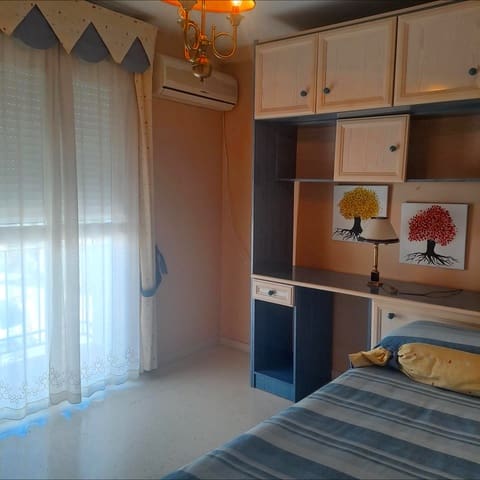 2 bedroom Semi-detached Villa for sale in El Pedroso - € 82,000 (Ref: 9081528)