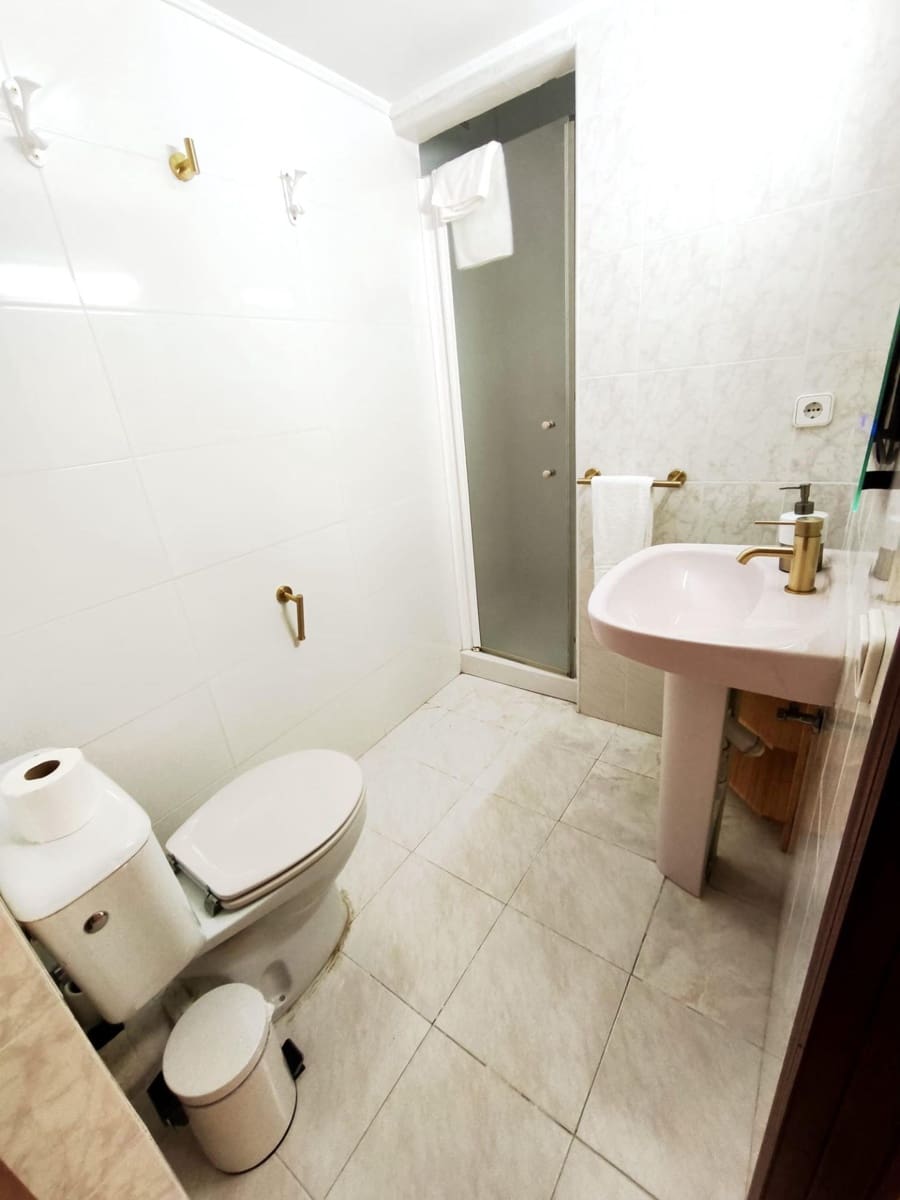 3 soverom Leilighet til leie i Sevilla by - € 1 800 (Ref: 9085341)
