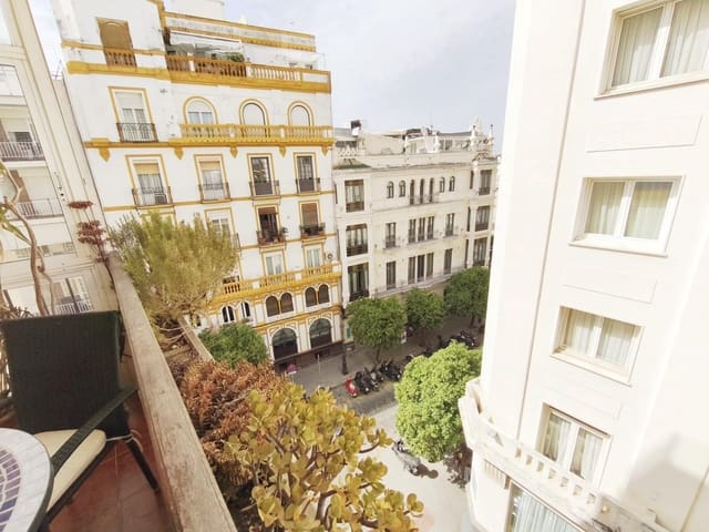 3 soverom Leilighet til leie i Sevilla by - € 1 800 (Ref: 9085341)