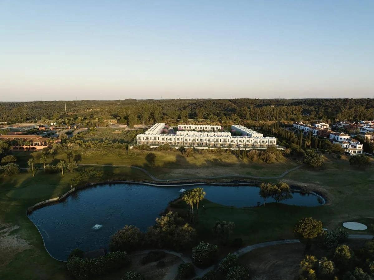 3 soveværelse Rækkehus til salg i Las Pajanosas med swimmingpool - € 232.000 (Ref: 9085342)