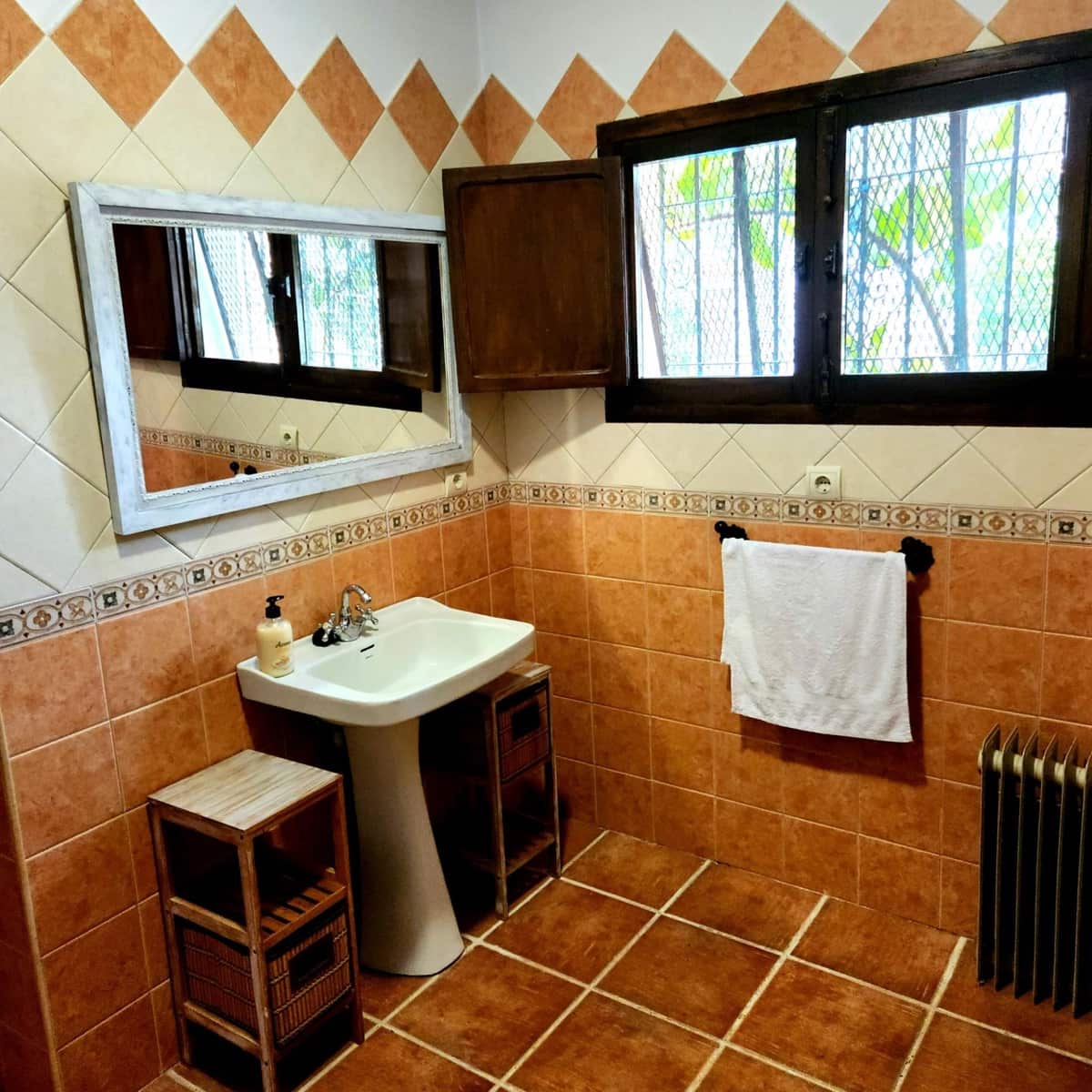 4 sypialnia Willa na sprzedaż w Ecija z basenem - 780 000 € (Ref: 9089850)