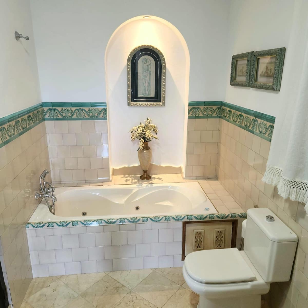 4 sypialnia Willa na sprzedaż w Ecija z basenem - 780 000 € (Ref: 9089850)