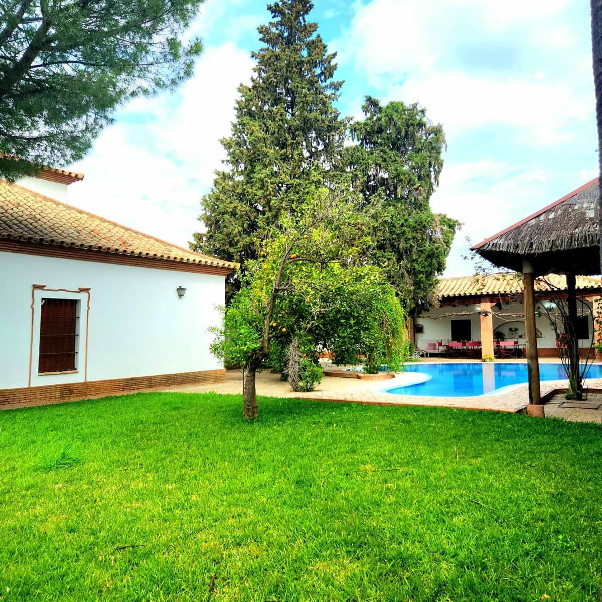 4 sypialnia Willa na sprzedaż w Ecija z basenem - 780 000 € (Ref: 9089850)