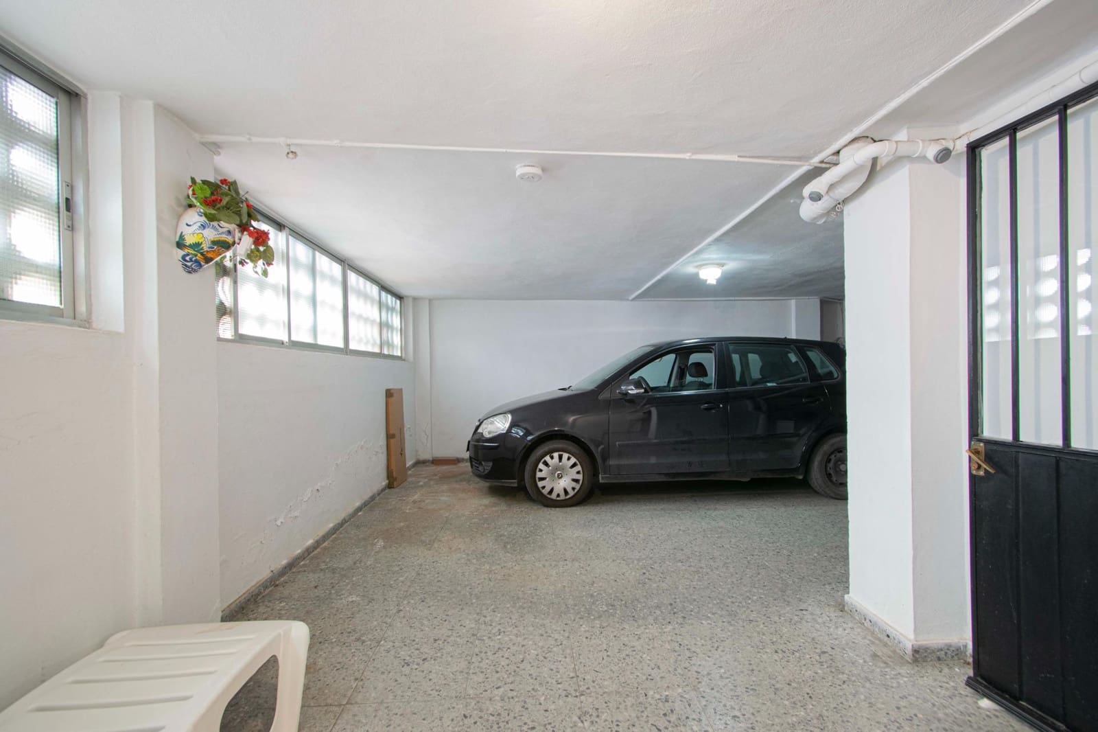 5 soveværelse Semi-Rækkehus til salg i Sevilla by med garage - € 649.990 (Ref: 9095317)