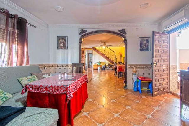 4 Zimmer Doppelhaus zu verkaufen in Los Palacios y Villafranca - 200.000 € (Ref: 9095318)
